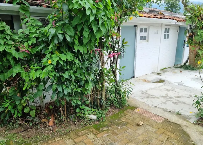 Guest House Ilhabela Cocaia